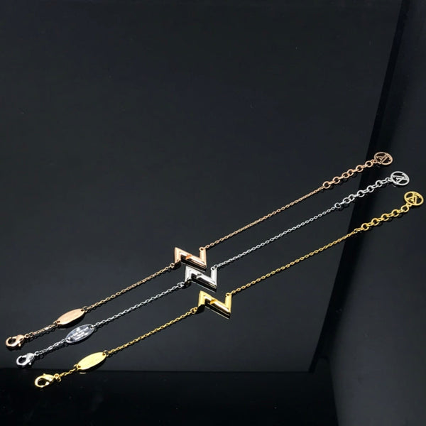 シャイニージュエリー VOLT LV ロゴ ブレスレット