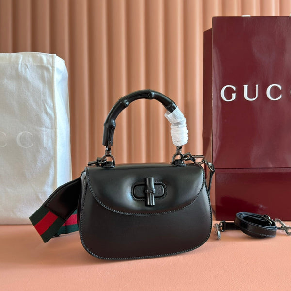 GUCCI BAMBOO MINI BAG 21 FULL BLACK IN CALFSKIN